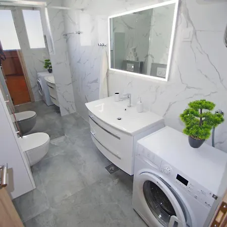 Alina And Mia Apartment